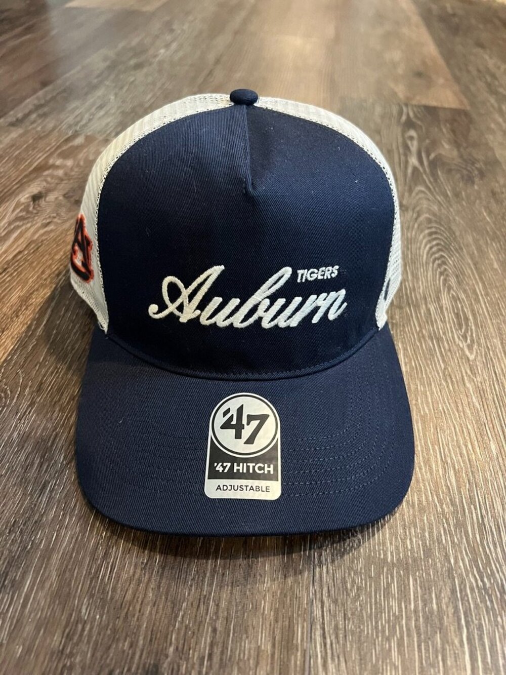 Auburn Tigers ’47 Hitch Trucker Hat Navy Cream OSFA NWT